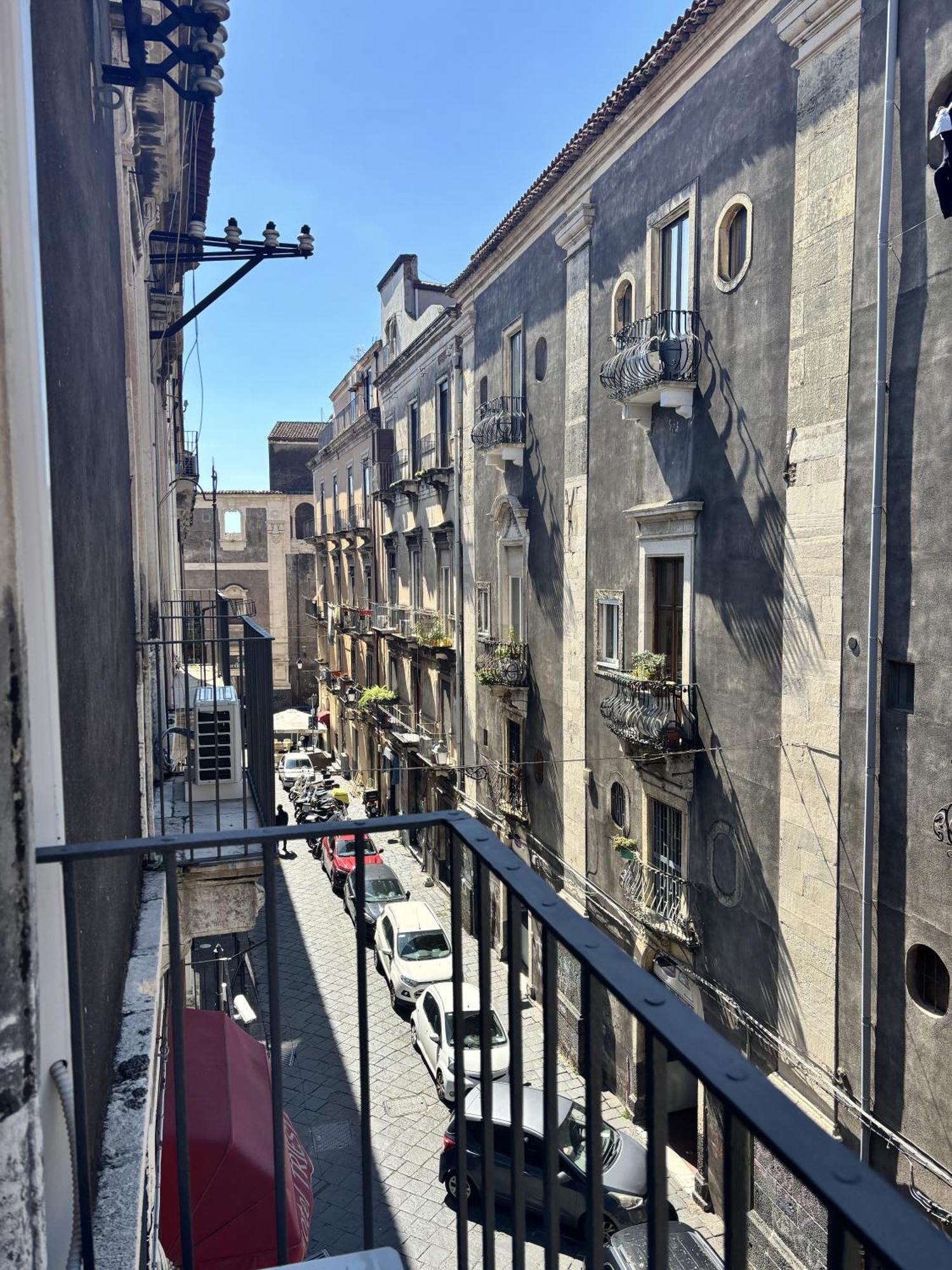 Il Teatro Rooms Catánia Buitenkant foto